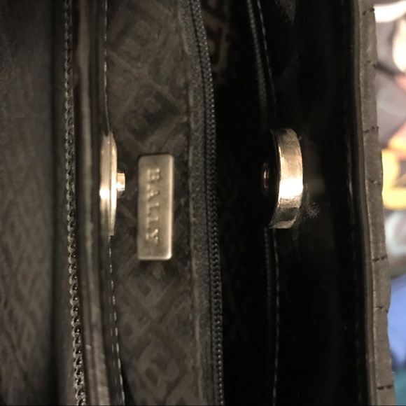 BALLY of Switzerland Quilted Tufted Fabric Hobo - Picture 5 of 6